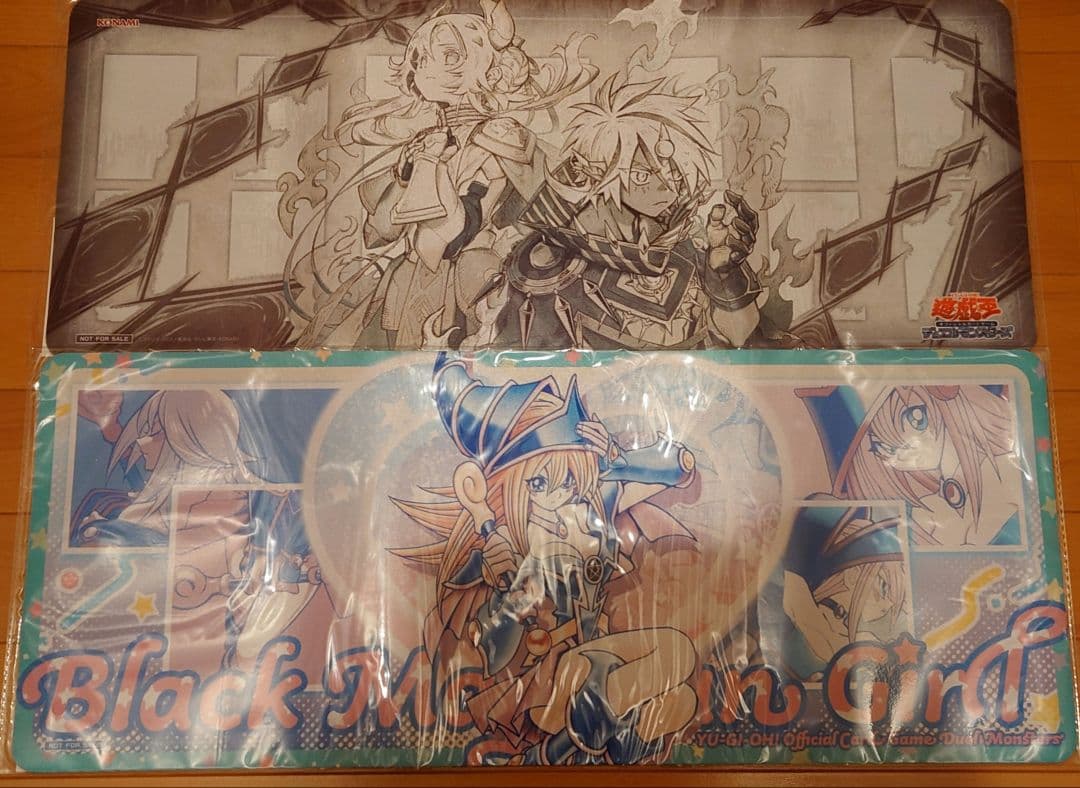 遊戯王ニューロン ポイント交換ラバーマット 白の物語 ブラックマジシャンガール