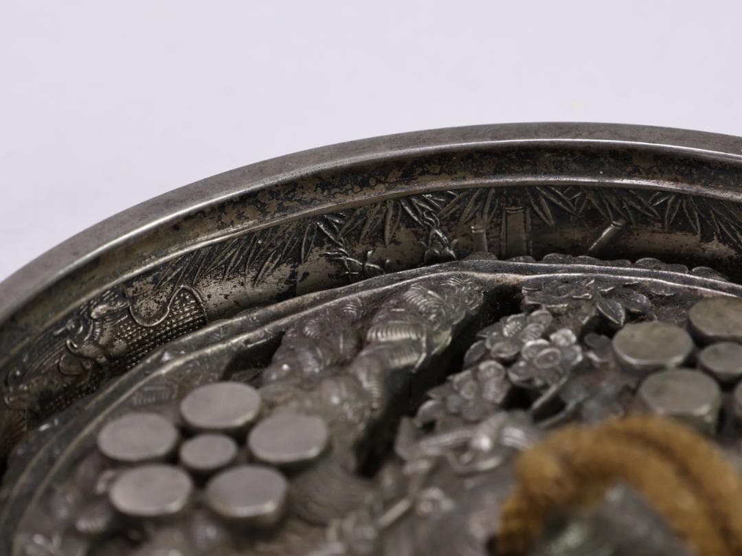 前田家伝来　江戸期　天下一中嶋和泉守貞次作　松竹梅五曜玄武紋様　古鏡　蒔絵共箱