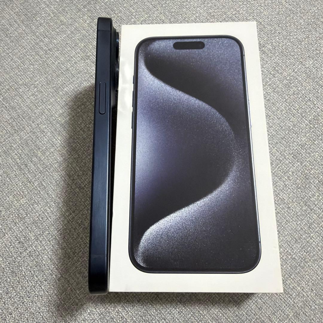 iPhone15pro ブルーチタニウム　128GB