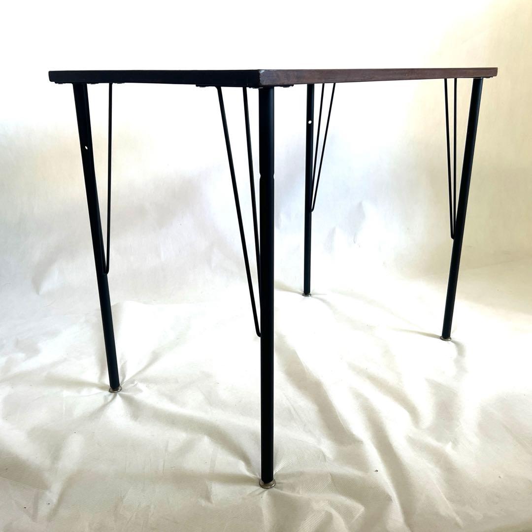 小ぶりな木の天板テーブル・作業台・85×55・高さ71.5cm