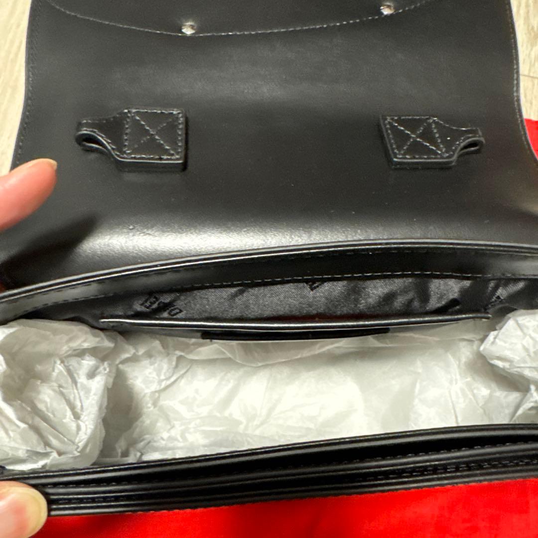 ❤️大人気❤️DIESELクロスボディバッグ