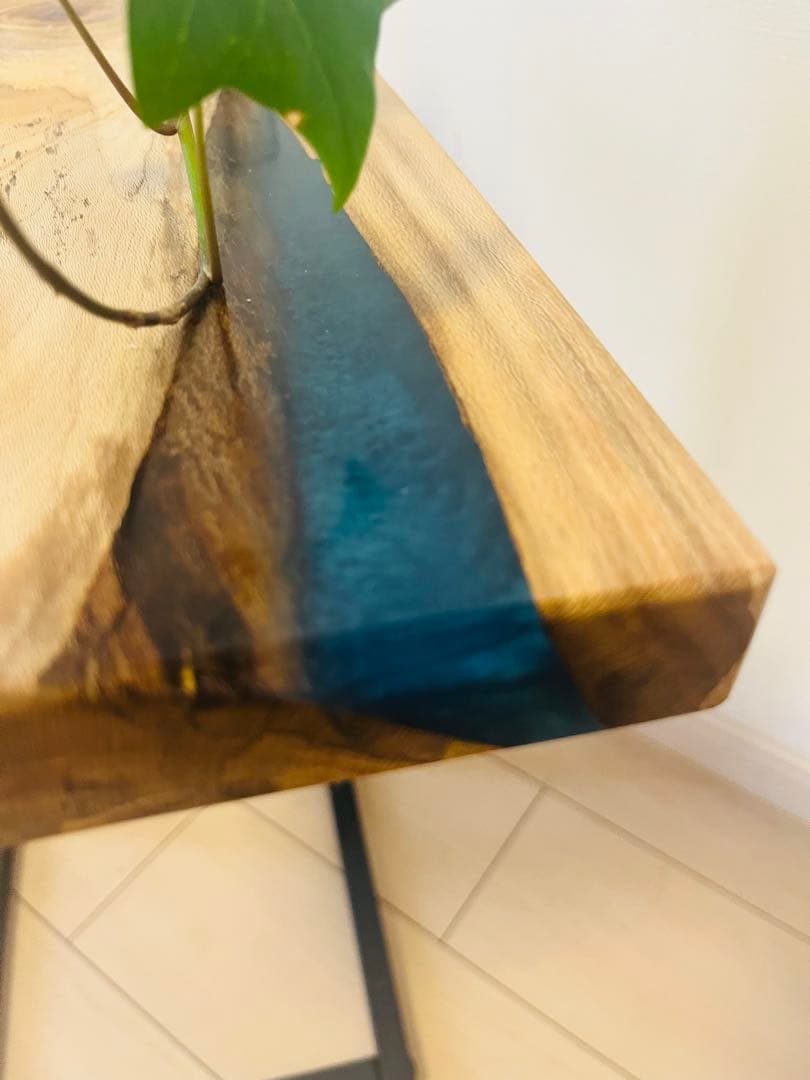 レジンテーブル　ソファテーブル　サイドテーブル