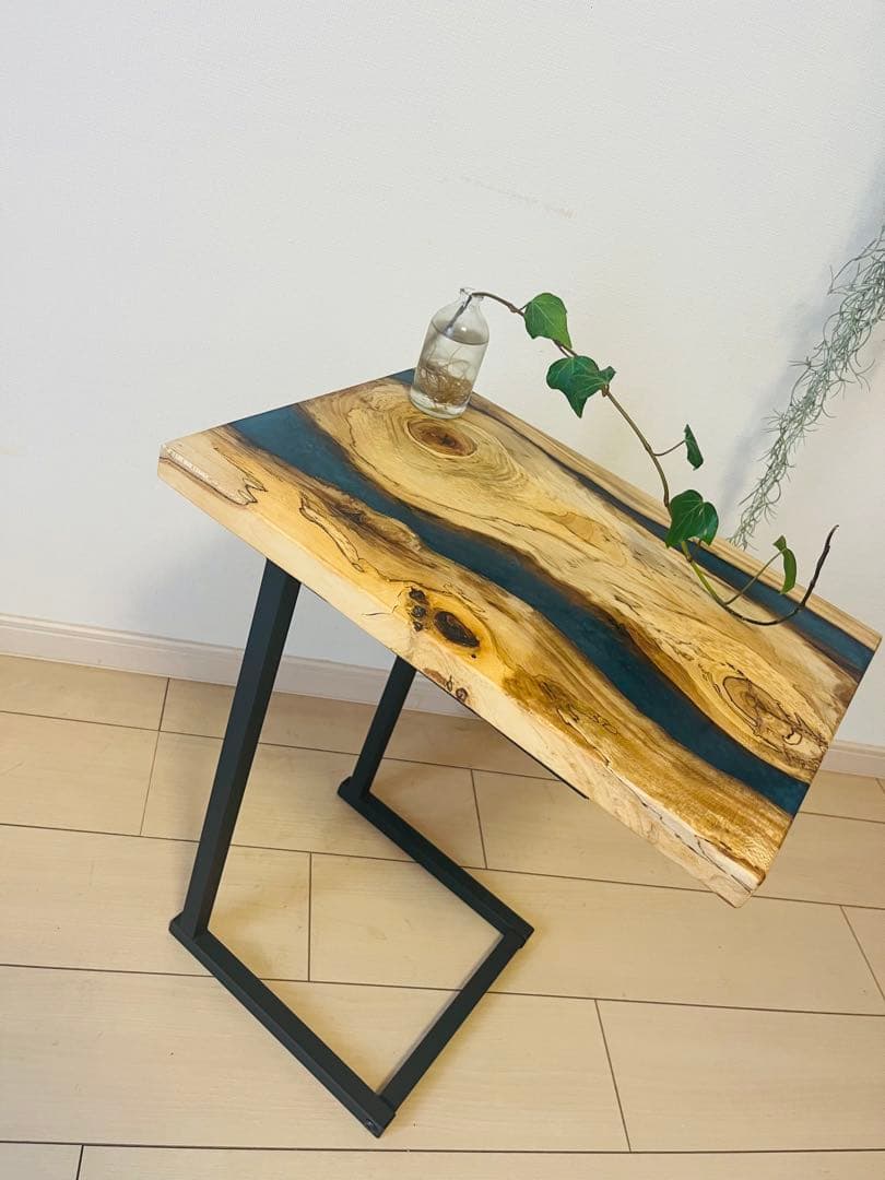 レジンテーブル　ソファテーブル　サイドテーブル