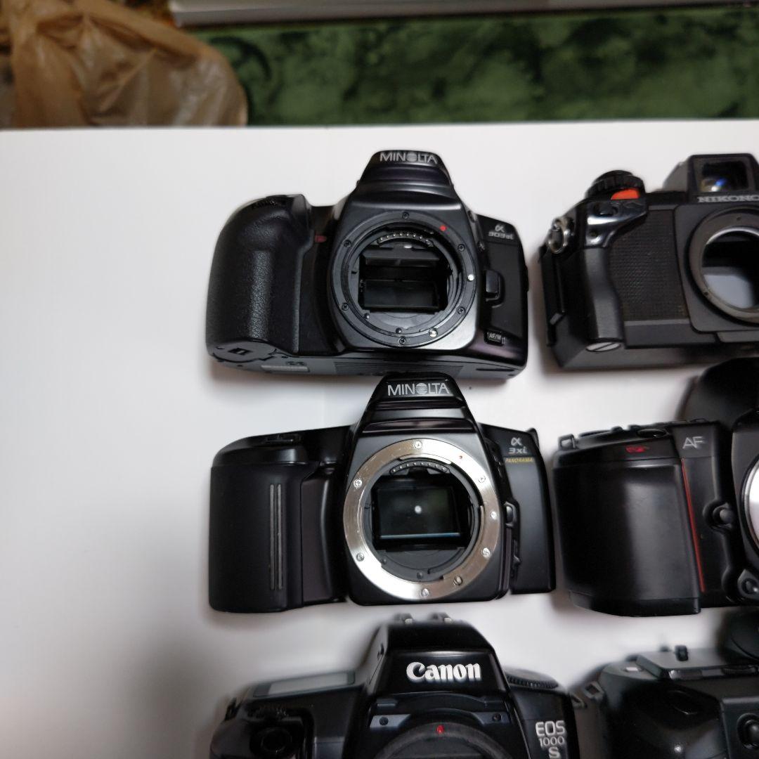 ジャンクのフイルムカメラ及びデジタルカメラ
