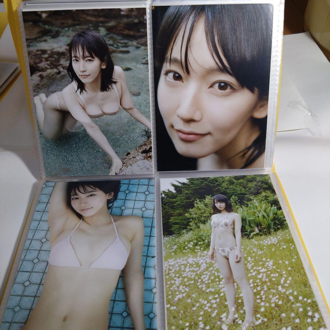 水着姿のフルカラー写真集