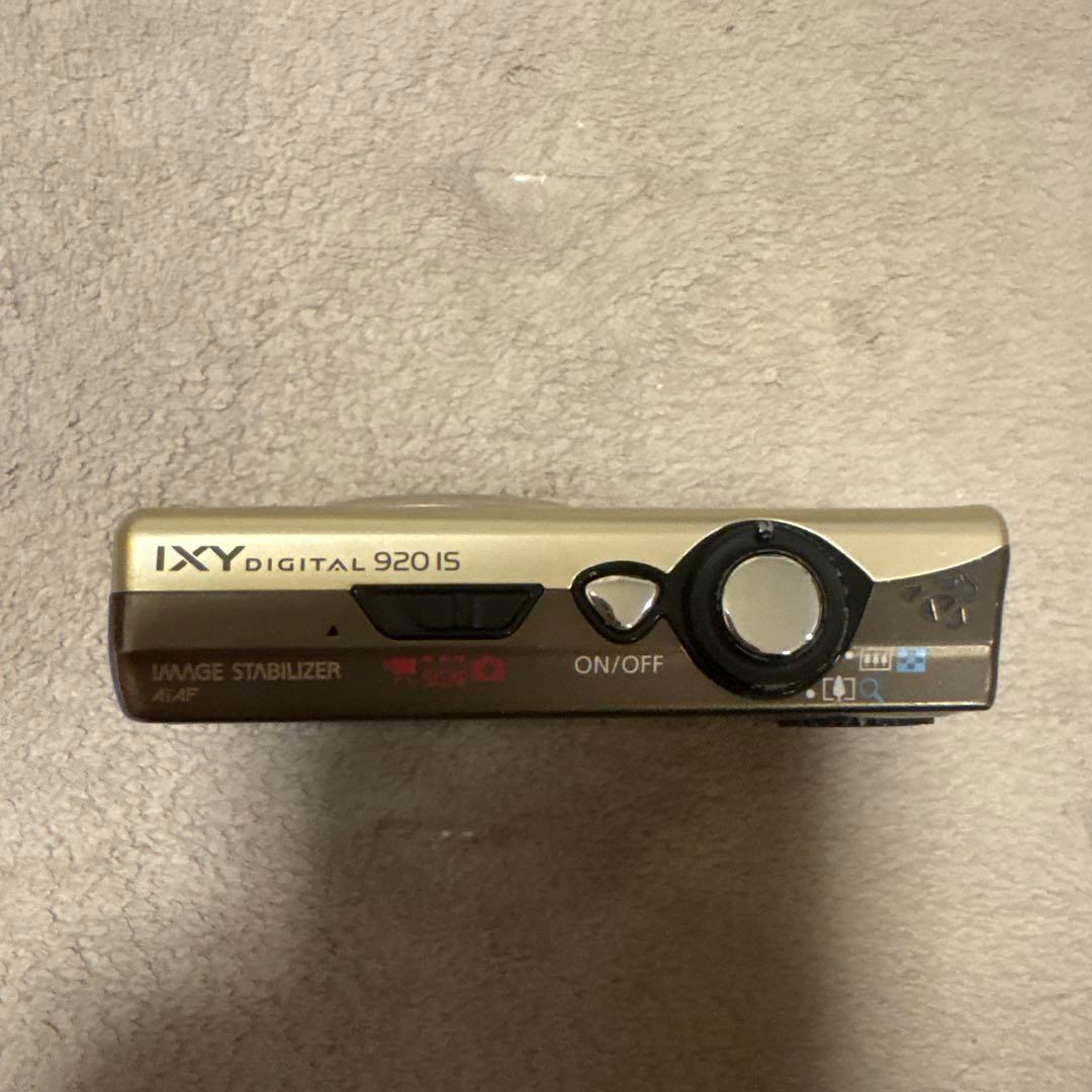 Canon IXY DIGITAL 920 IS 本体と付属品