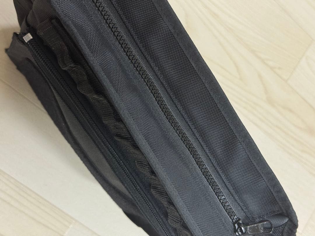 ショルダーバッグ:ソト歩きの相棒 BUDDYBAG/1050works