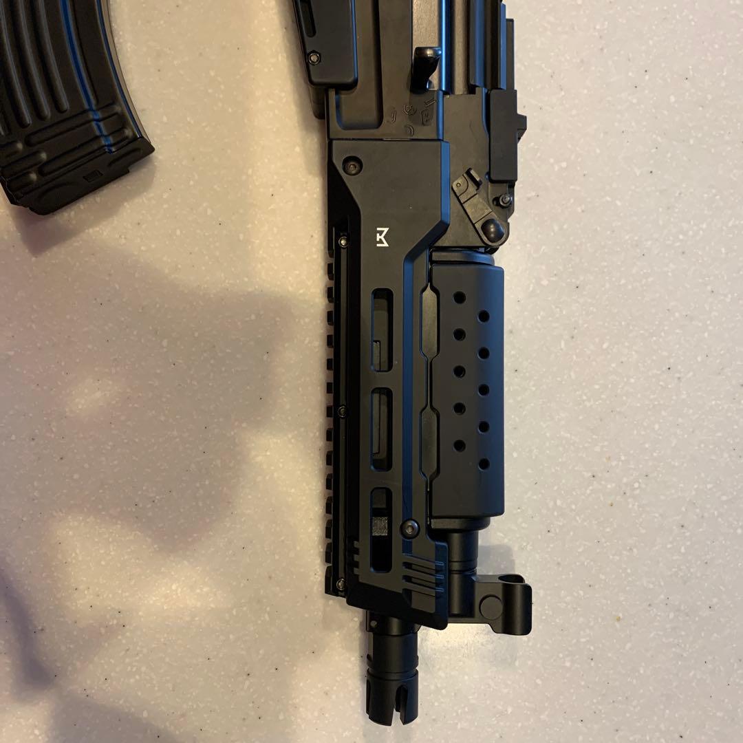 六花様　東京マルイ 次世代電動ガン AKストーム