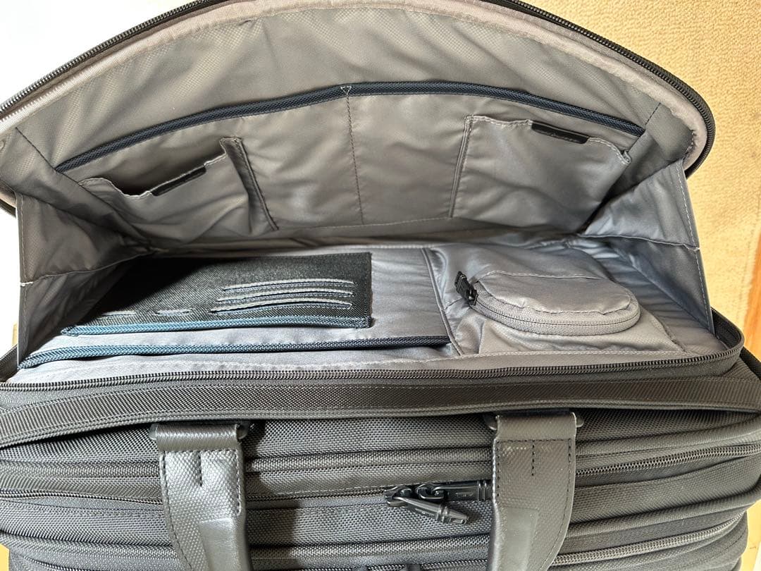 TUMI Alpha2 キャリーケース 26627D2 機内持込可