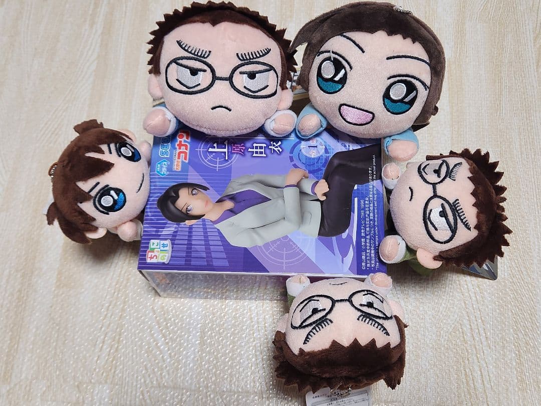 名探偵コナン 寝そべりぬい・ポーチ・クッションセット