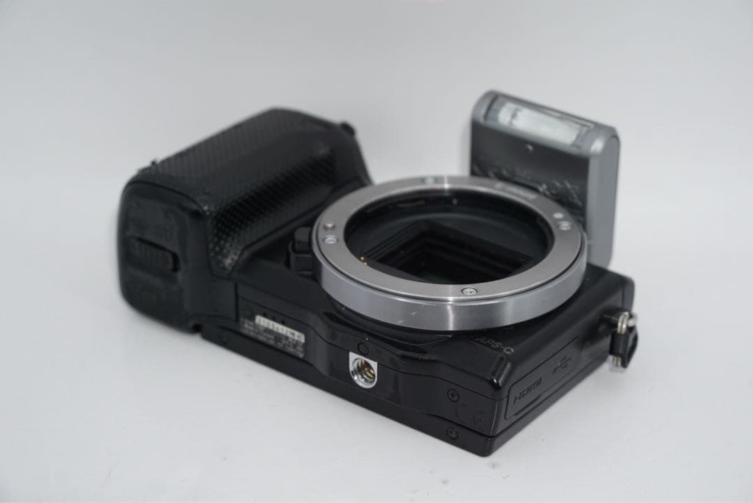 タイムセール SONY ソニー NEX-5T ミラーレスカメラ