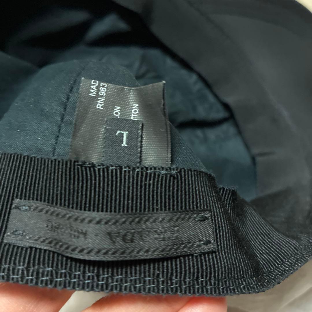 壱チロ　未使用　PRADA 黒 ベースボールキャップ