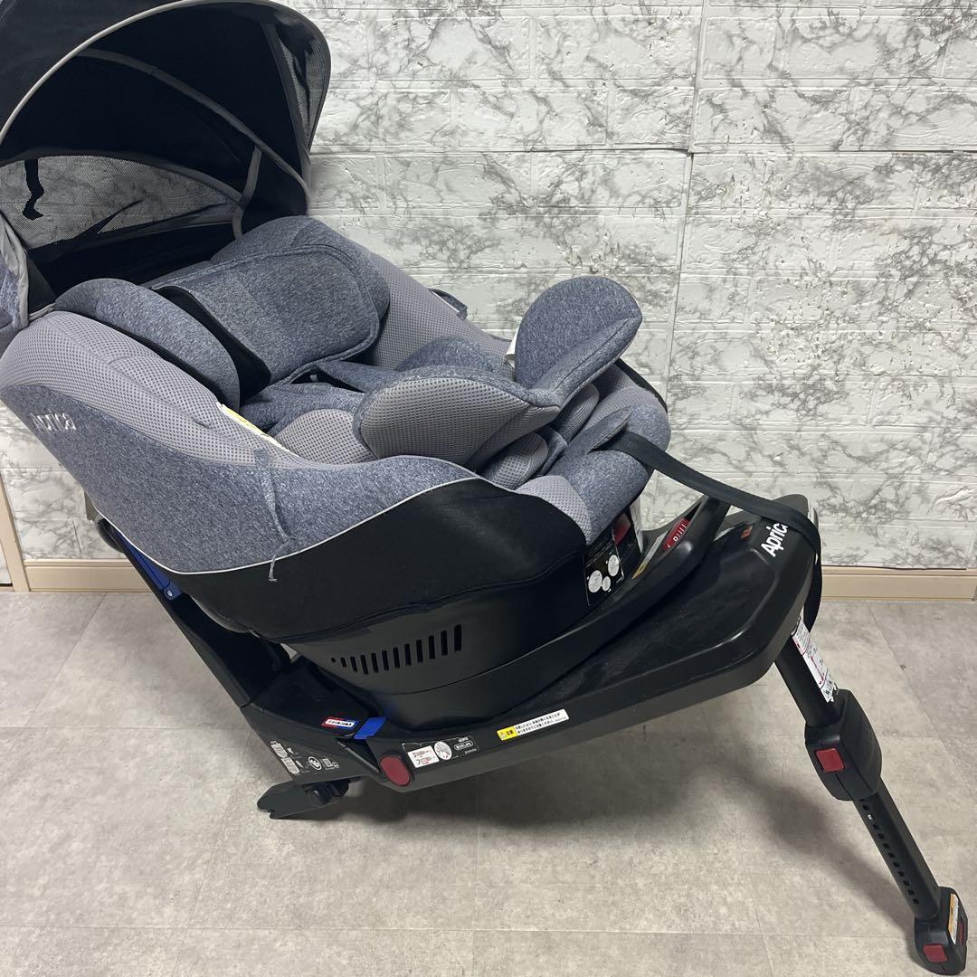 Aprica クルリラAC ISOFIX 回転式チャイルドシート　新生児〜OK