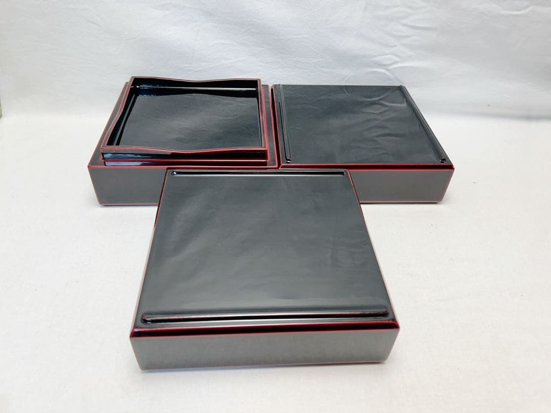 ほぼ未使用 懐石道具 木製溜塗 三段重 内朱 元箱