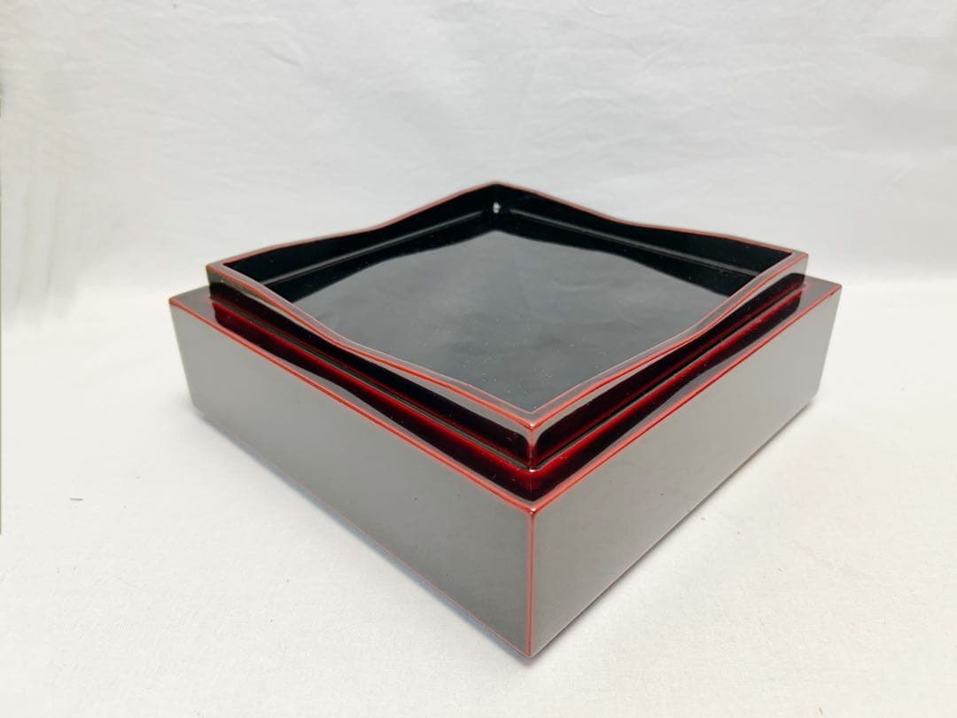 ほぼ未使用 懐石道具 木製溜塗 三段重 内朱 元箱