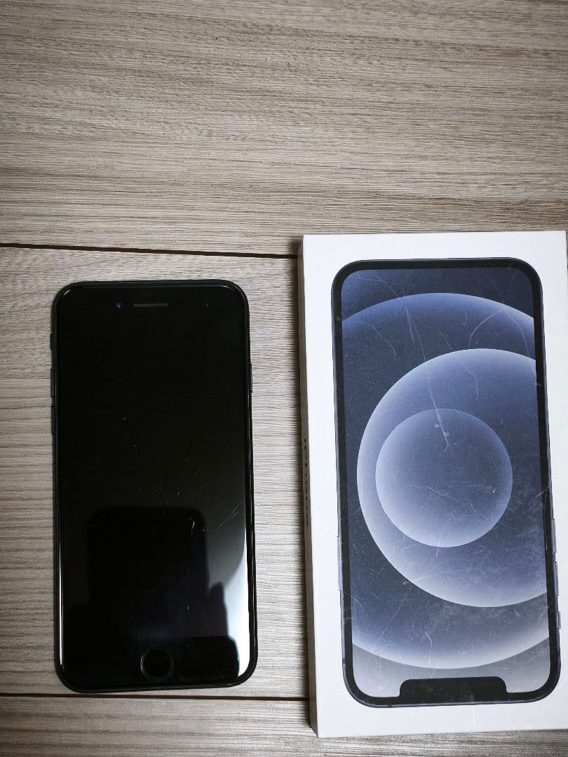 iPhone SE (第3世代) ミッドナイト SIMフリー 64GB 本体