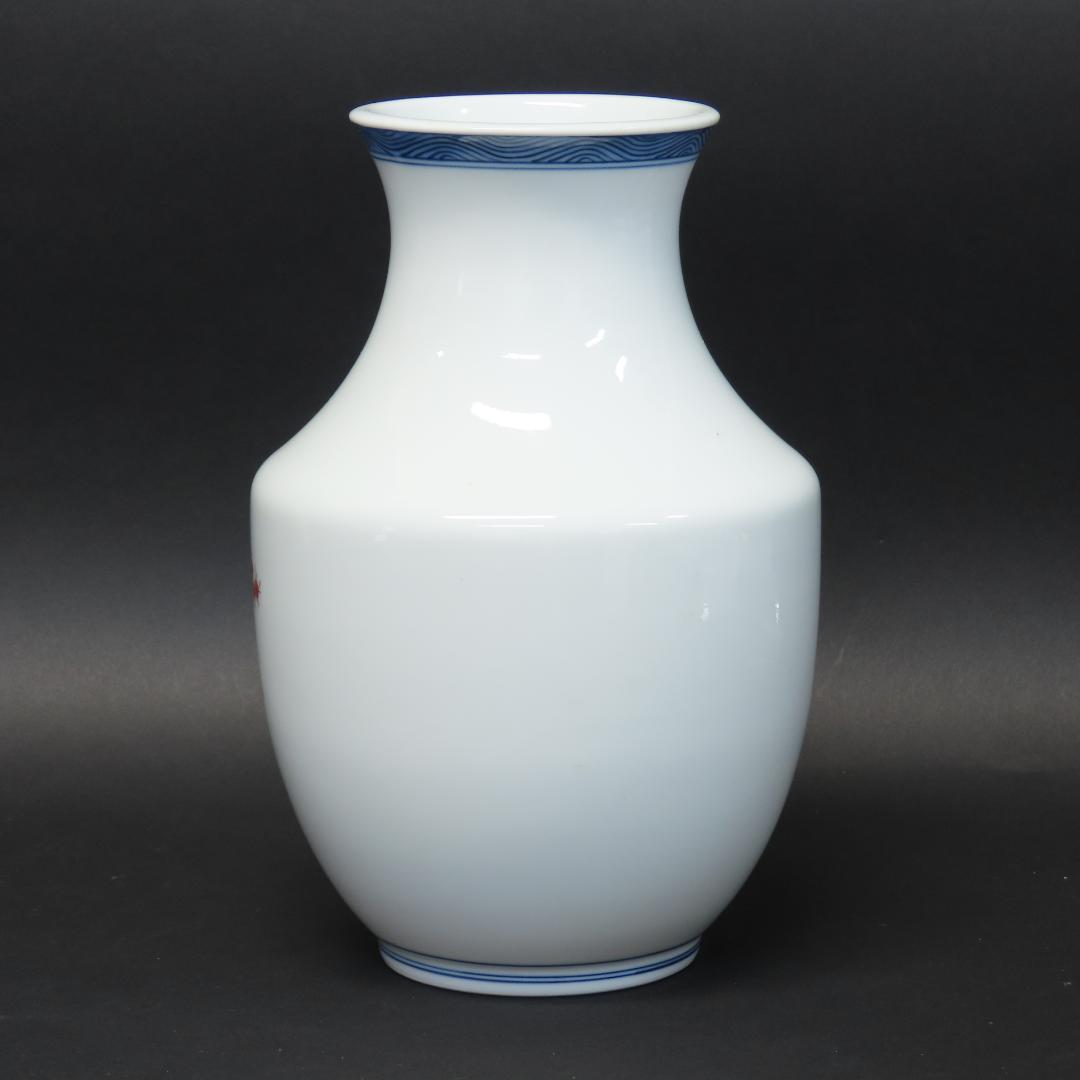 ⭕407 今泉今右衛門 錦南天絵花瓶 高21cm/色鍋島 人間国宝 有田焼