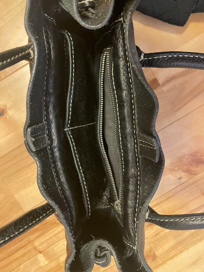 トッズ　バック　黒　レザー　手提げバック