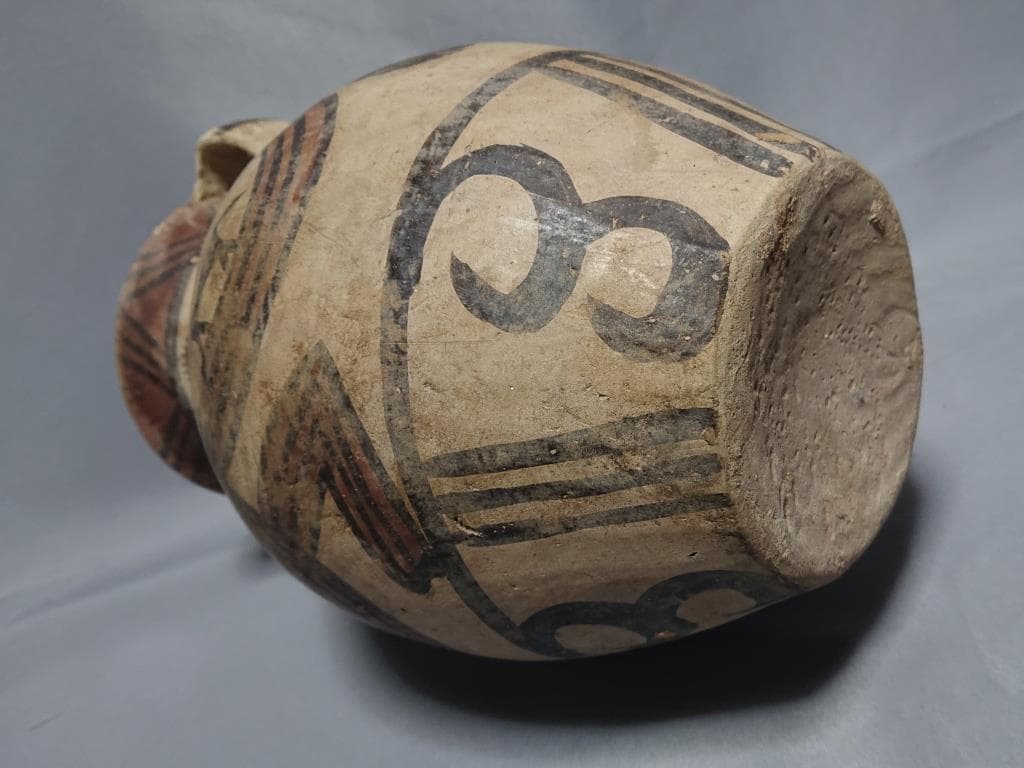 126　コレクター収集品　　インダス文明16～17世紀　彩紋土器