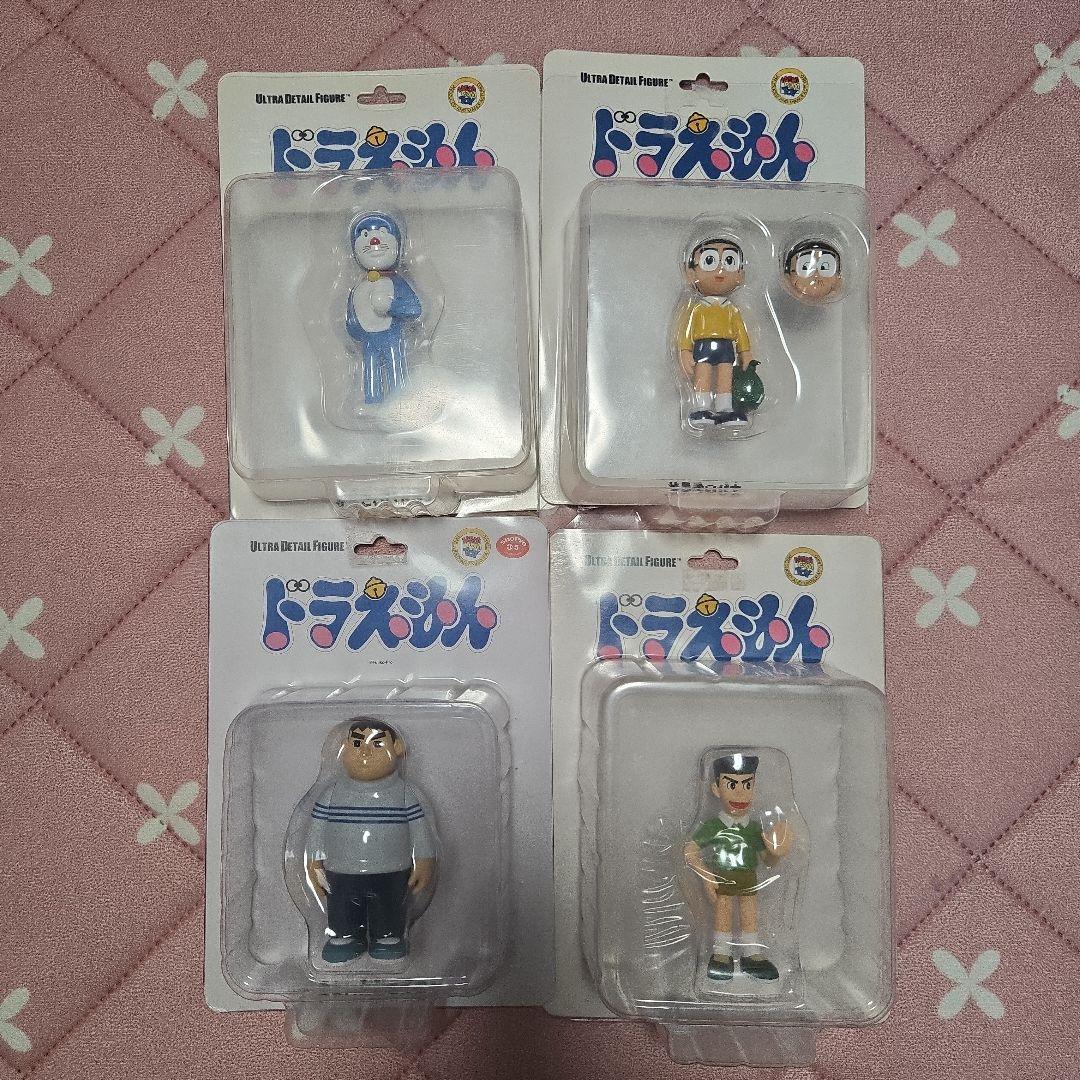 ドラえもん　ソフビ