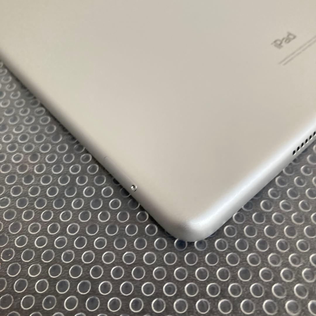 3762【早い者勝ち】美品☆電池良好☆iPad8第8世代32GB SIMフリー☆