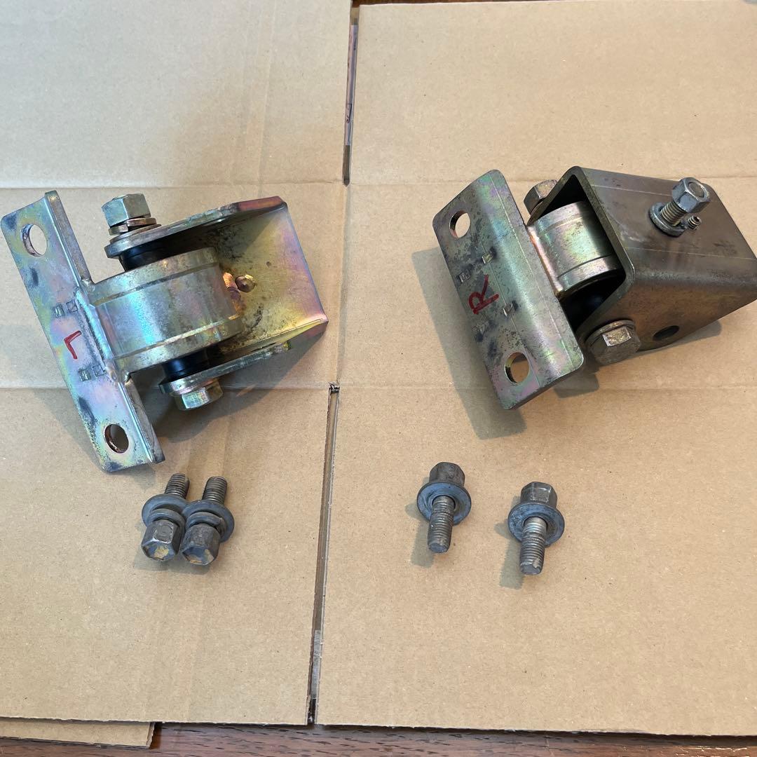 ジムニーjb 23 強化エンジンマウント