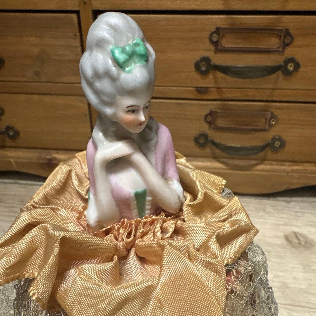 フランス　アンティークドール　貴婦人