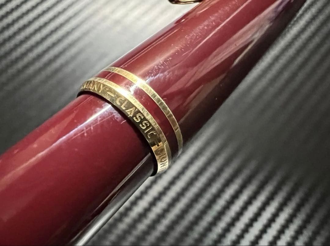 美品 モンブラン クラシック 万年筆 ボルドー EF 極細字