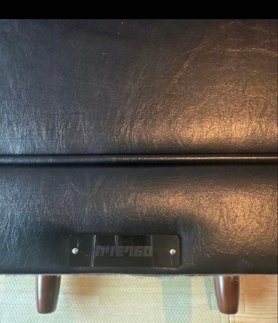 カリモク60 Kチェア 1シーター ブラック オットマン セット