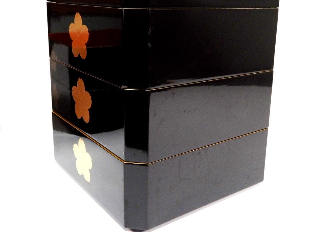 お重箱 5段重 金蒔絵 桜紋　蓋２枚 高脚台付