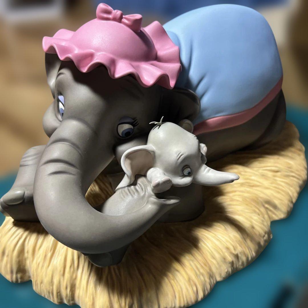 ディズニー陶器ダンボ置物