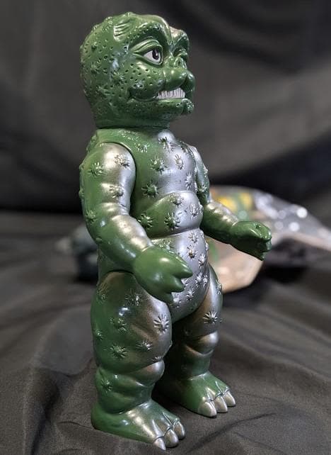 ミニラ（ブルマァク復刻）＆未開封カマキラス（マルサン）ソフビ２体セット＋１