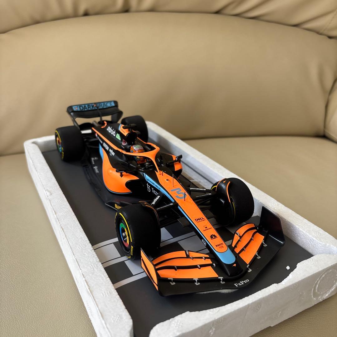 1/18 ミニチャンプス マクラーレンMCL36 D.リカルド