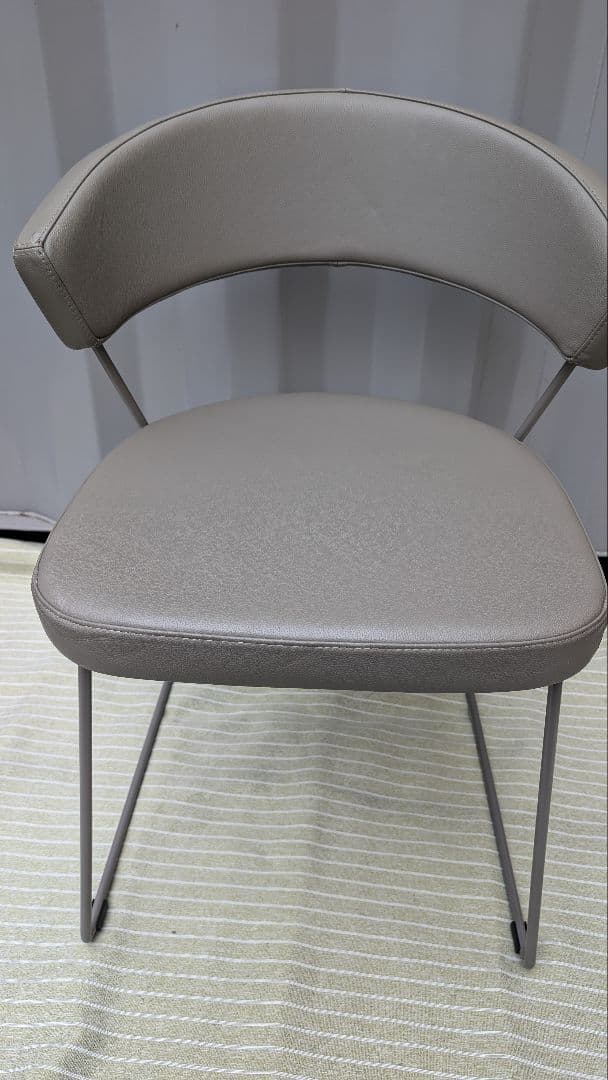 【りょう様　現地受け取り】カリガリス コヌビア ニューヨーク チェア　②