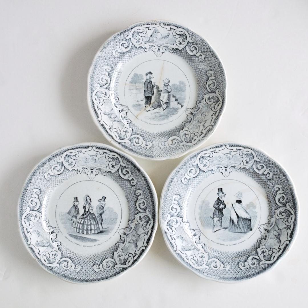 クレイユモントロー グリザイユ 絵皿3枚組