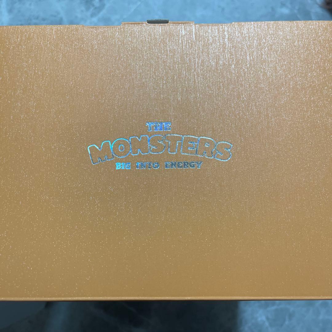 ROCK THE UNIVERSE ラブブ