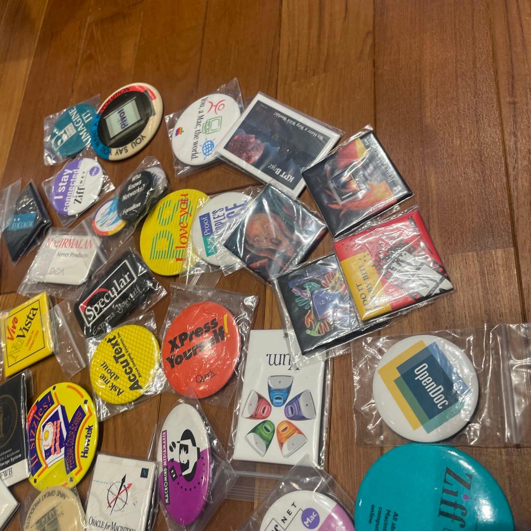 Apple テック企業　缶バッジ　多数　A