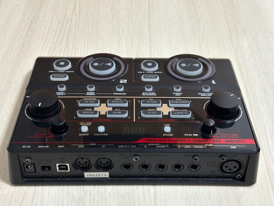 【美品】BOSS RC-202 ループステーション　ケーブル 説明書 箱付属