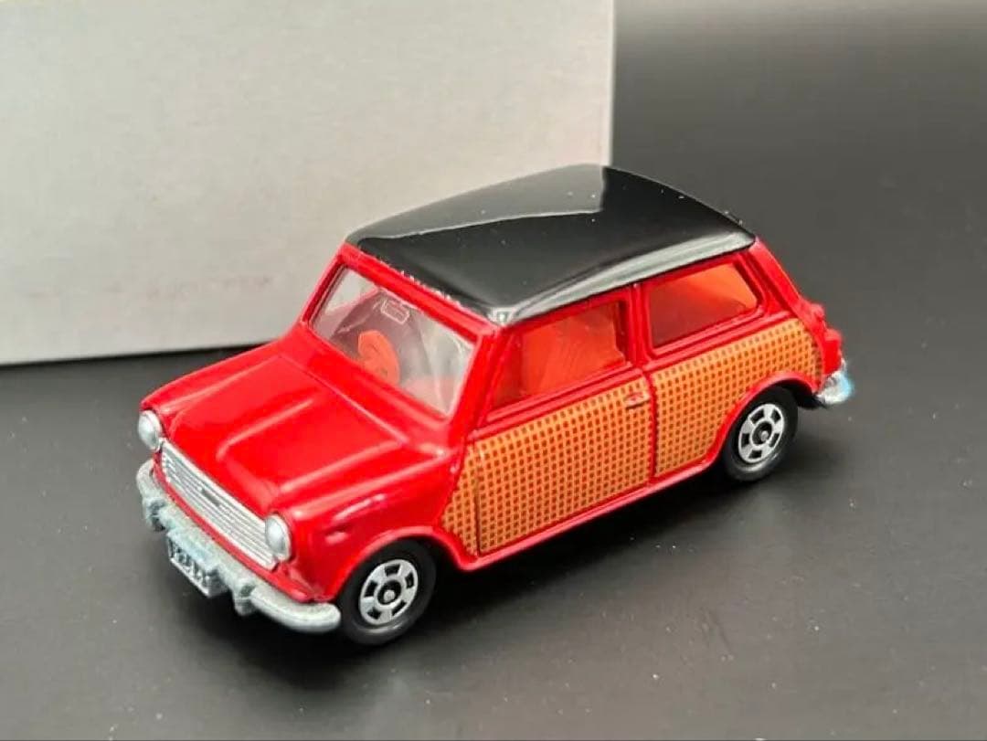 tomica ミニクーパー　KTMC ピンクパンサー仕様　日本製　トミカ