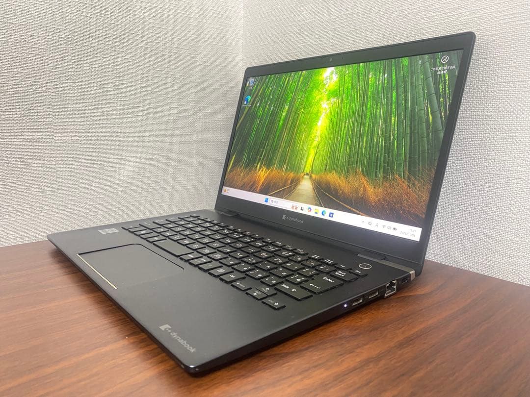 東芝 dynabook G83 ノートパソコン 10世代i5 フルHD
