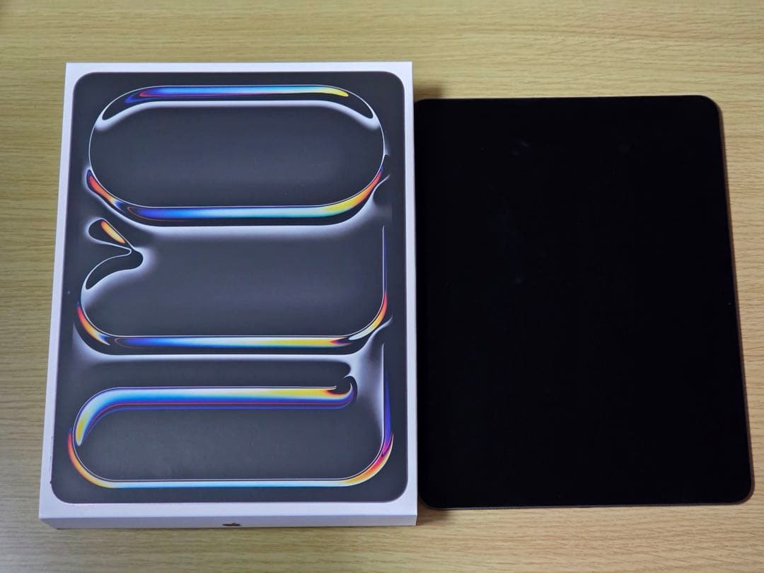 【美品】iPad Pro M4 13 256GB Pencil・キーボード付