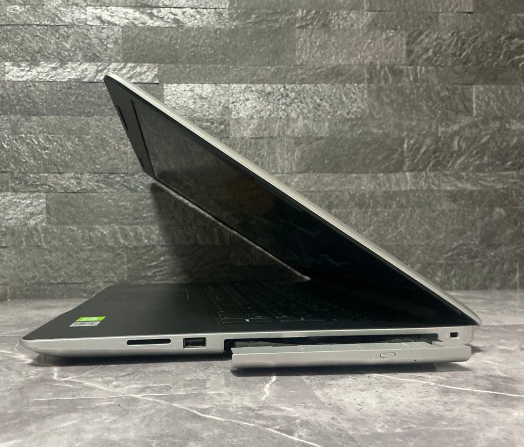 美品 DELL inspiron 17 インチ corei7 第10世代