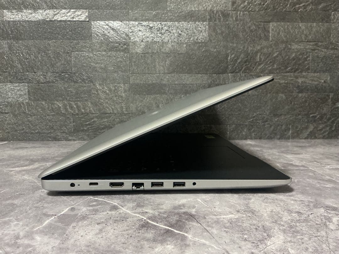 美品 DELL inspiron 17 インチ corei7 第10世代