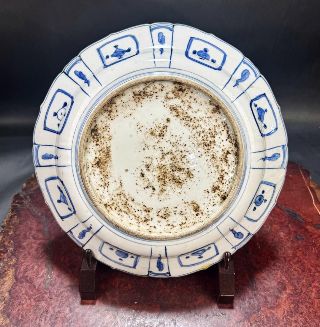 明末時代 章州平和窯 東インド会社クラック瓷青花葵口開光高士図大皿WWTT105