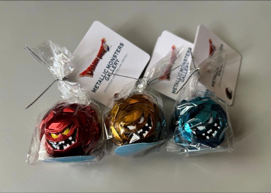 ドラクエ メタリックモンスターズギャラリー メガザルロック、スマロ、ばくだんいわ