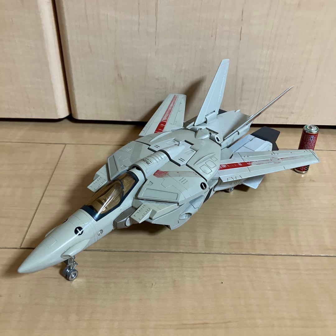 VF-1J バルキリー（一条輝機） タカトクトイス 超合金 1/55 マクロス
