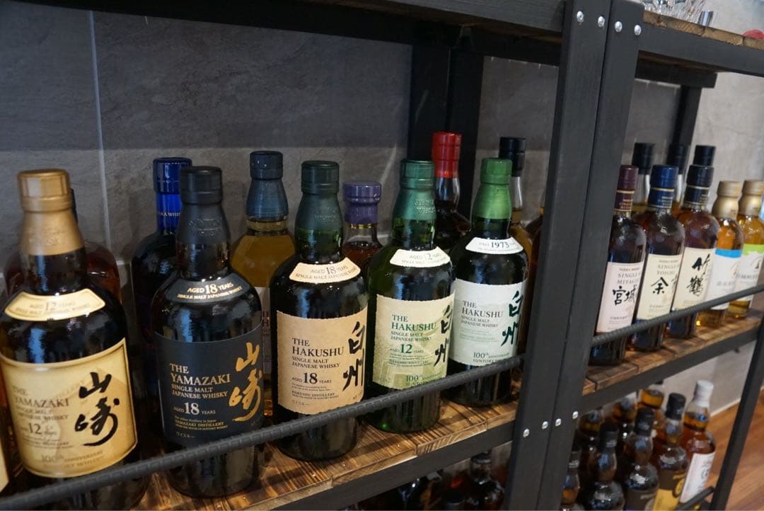 ウィスキーラック　男前インテリア　棚　ハンドメイド　お酒　ウィスキー