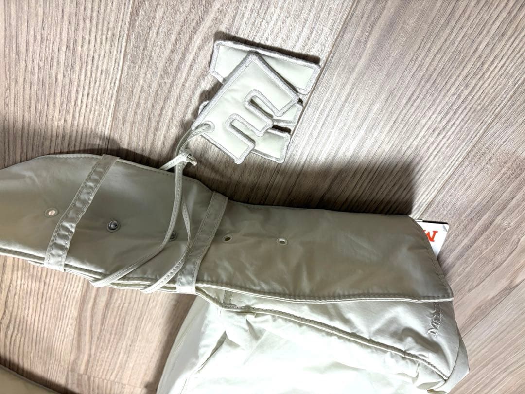 Marmot×ETRE TOKYO PERTEXパディングショルダーバック