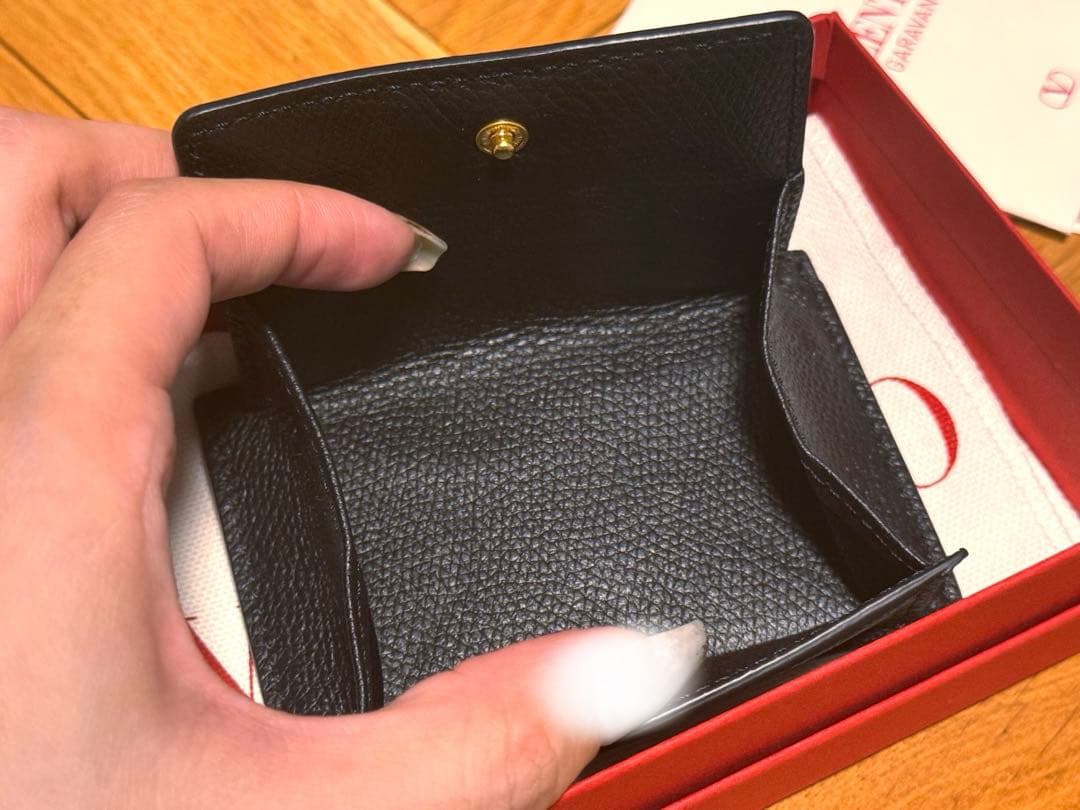 【VALENTINO/ヴァレンティノ】ケース