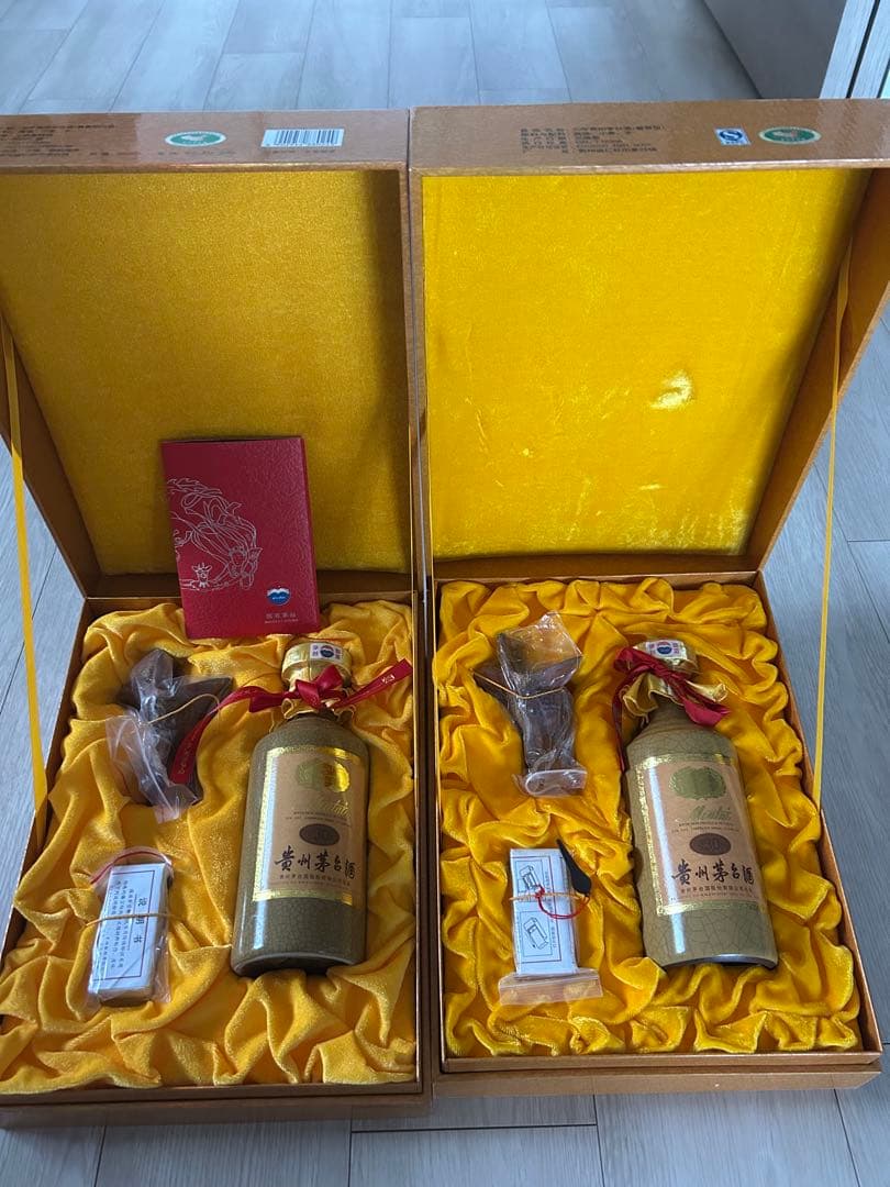 30年　希少、マオタイ酒、未開封　500ml 53％VoL、2本セット　陶瓶